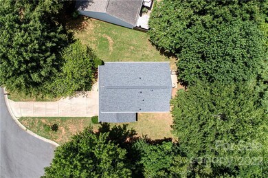 1091 Valley Forge Dr, Clover, SC 29710 - photo 4