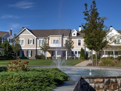 137 Whitaker Ln unit 137, Hingham, MA 02043 - photo 5