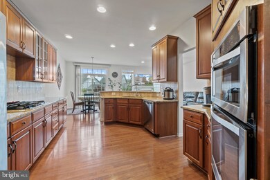 23265 Hanworth St, Ashburn, VA 20148 - photo 6