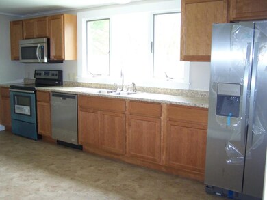 13 Pepperell St, Saco, ME 04072 - photo 7