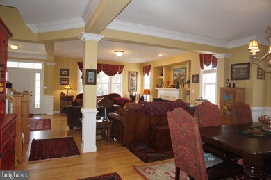 1113 Lincoln Ave, Falls Church, VA 22046 - photo 3