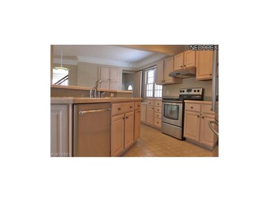Neutral Decor and newer Kitchen and appliances!