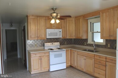 1159 Biglerville Rd unit 5, Gettysburg, PA 17325 - photo 6