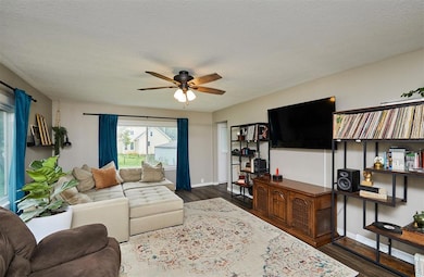 66 E High St, Winterset, IA 50273 - photo 3