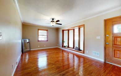 5205-Skylight-Dr-05062021-009