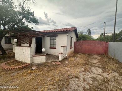 Guest Quarters and gate