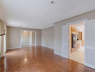 12006 Kirknoll Dr, Houston, TX 77089 - photo 3