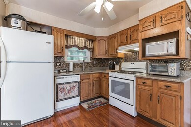 529 Spruce Ave, Pitman, NJ 08071 - photo 5