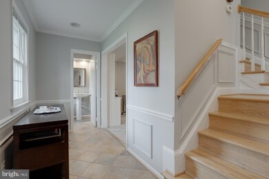 8228 Brittainy Dr, Annandale, VA 22003 - photo 6