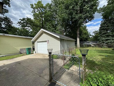 7798 N Topinabee Rd, Walkerton, IN 46574 - photo 3