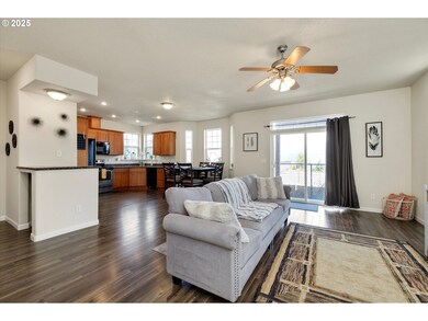 1153 Chinookan Dr, Cascade Locks, OR 97014 - photo 5