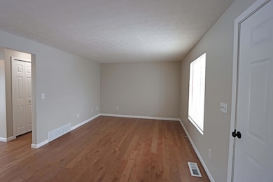 5740 Vestry Ct, Galloway, OH 43119 - photo 6