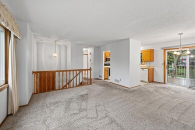 7603 19th St N, Saint Paul, MN 55128 - photo 5