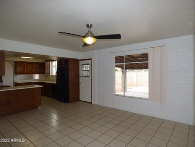 3026 N 39th Dr, Phoenix, AZ 85019 - photo 3
