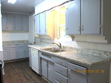 7909 Standley St, North Richland Hills, TX 76180 - photo 7