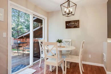 2111 NE Mistletoe Ct Bend OR-print-007-0