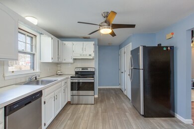 38 Midridge Cir, Londonderry, NH 03053 - photo 5