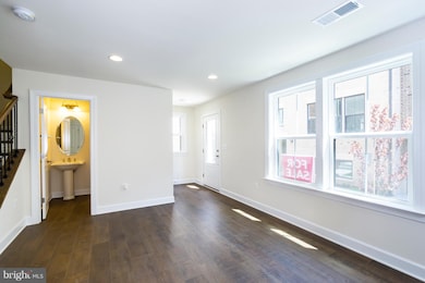 3749 Signal Knob Ct, Falls Church, VA 22041 - photo 6