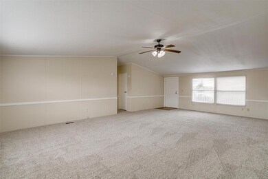 183 Private Road 4434, Rhome, TX 76078 - photo 4