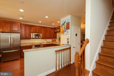 229 Mill St unit 19, Occoquan, VA 22125 - photo 5