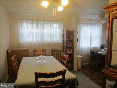 846 Andover Rd, Lansdale, PA 19446 - photo 3