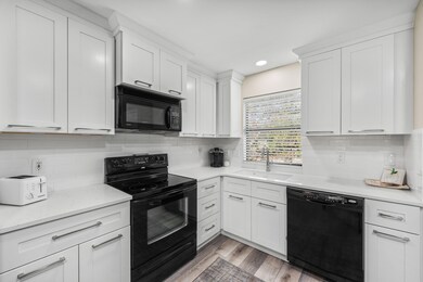 316 N Driftwood Bay 45D-2