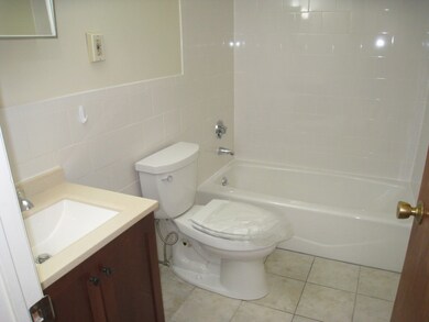 11 Pond St unit 12, Waltham, MA 02451 - photo 4