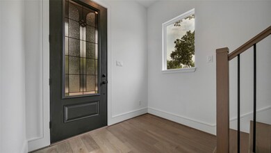 108 E 31st 1/2 St, Houston, TX 77018 - photo 2