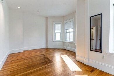 1609 Tremont St unit 3, Roxbury Crossing, MA 02120 - photo 4