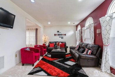 11 Tree Farm Rd, Monmouth Junction, NJ 08852 - photo 6