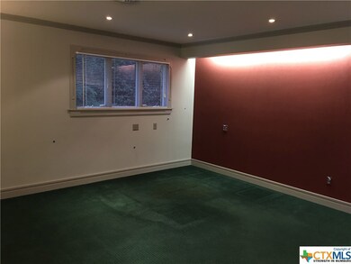 903 N Loop St, San Marcos, TX 78666 - photo 4