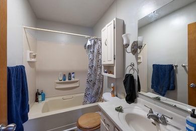 12-web-or-mls-722 Avon St-7