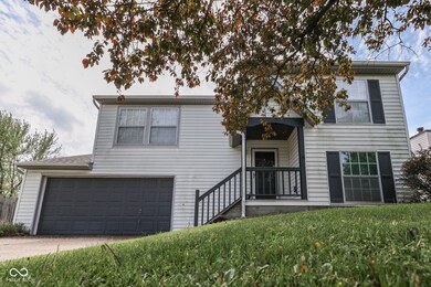 110 Meadow Creek Blvd, Whiteland, IN 46184 - photo 3