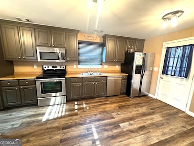 5609 Oconee St, Lula, GA 30554 - photo 5