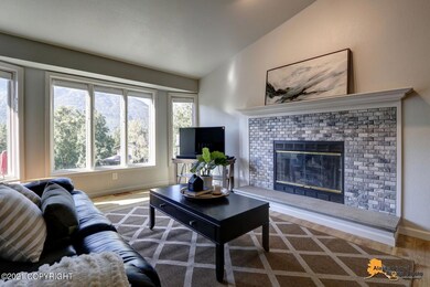 Real Wood Fireplace in Livingroom
