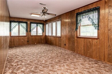 911 NW 9th St, Bentonville, AR 72712 - photo 4