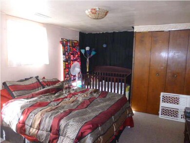Master Bedroom pic 2
