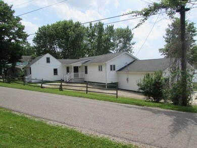 442 Lake Shore Blvd, Thornville, OH 43076 - photo 6