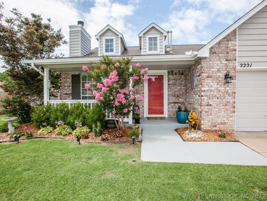 2221 W Mobile Place, Broken Arrow, OK 74011 - photo 3