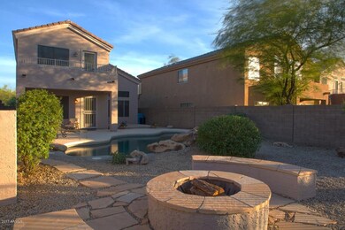 _backyard3_firepit