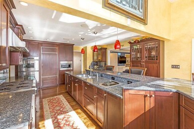 Sound system throughout, drawer dishwashers, drawe