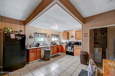 201 Union St, Taylor, PA 18517 - photo 3