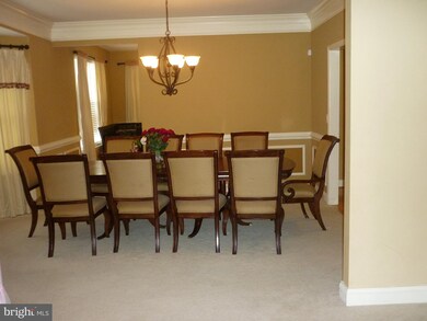 19151 Potomac Crest Dr, Triangle, VA 22172 - photo 5