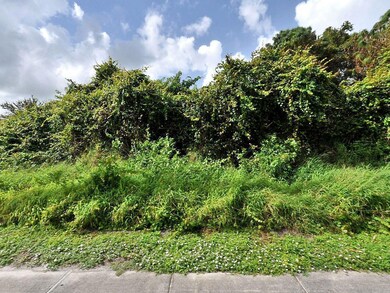 1738 SW Bayshore Blvd, Port Saint Lucie, FL 34984 - photo 3