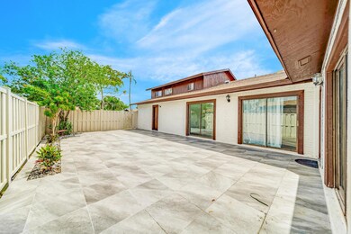 9788 Boca Gardens Cir N unit B, Boca Raton, FL 33496 - photo 6