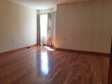 152 Quincy Shore Dr unit 25, Quincy, MA 02171 - photo 6