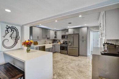 370 SE 5th Ave, Pompano Beach, FL 33060 - photo 6