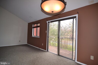 202B Cypress Point Cir unit 202B, Mount Laurel, NJ 08054 - photo 3