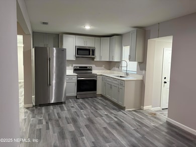 4444 Rainer Rd, Jacksonville, FL 32210 - photo 4