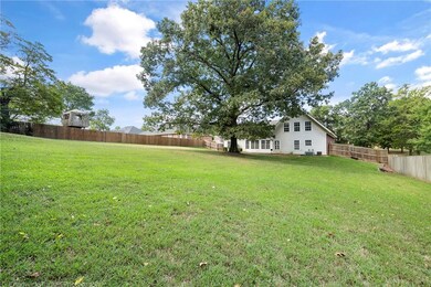 209 SW Tunbridge Dr, Bentonville, AR 72712 - photo 4